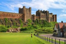 Bamburgh castle.jpg