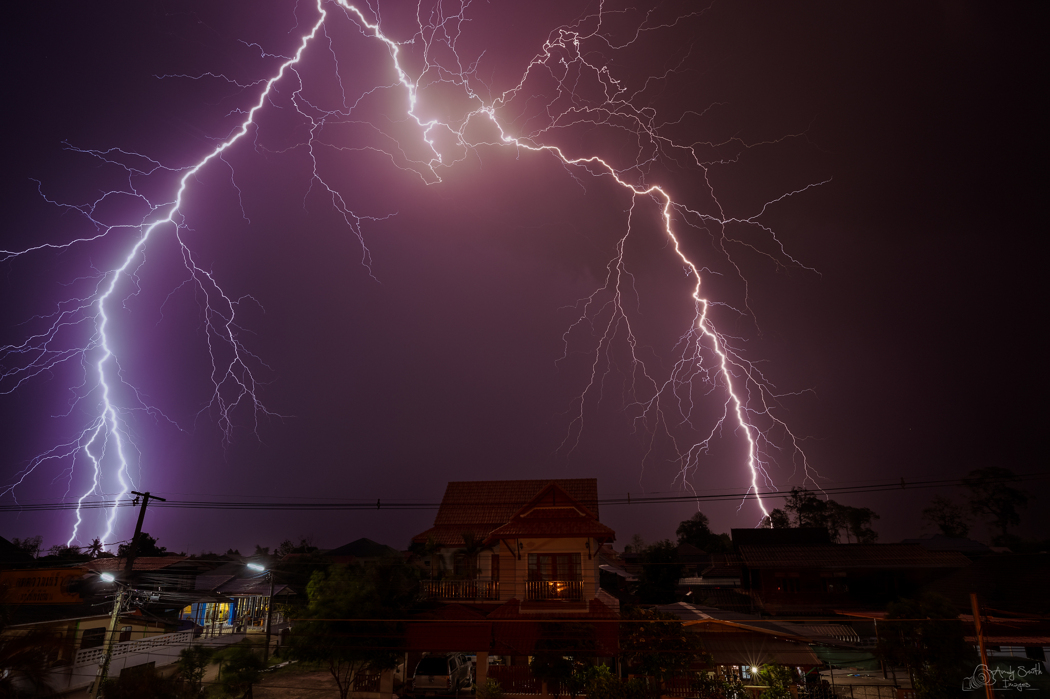 Baan Jaan Lightning_006_2048.jpg