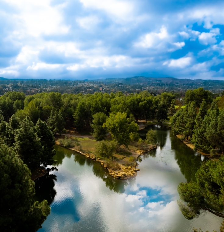 lake reflections2.jpg